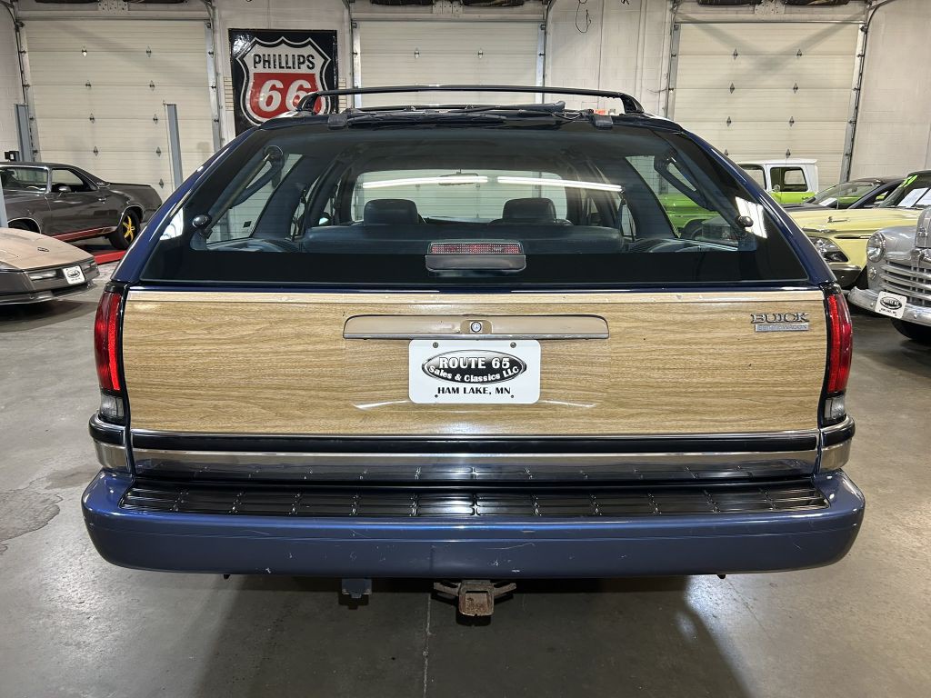 1996 Buick Roadmaster Image 6