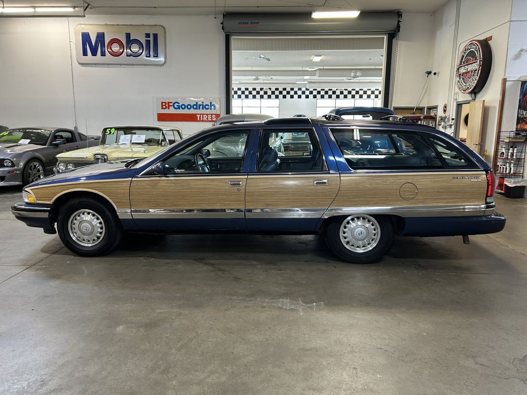 1996 Buick Roadmaster Image 8