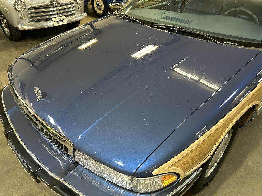 1996 Buick Roadmaster Image 12