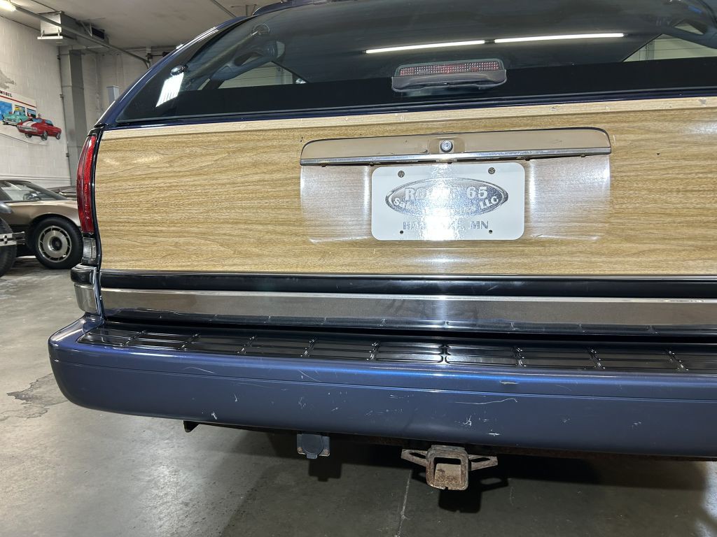 1996 Buick Roadmaster Image 23