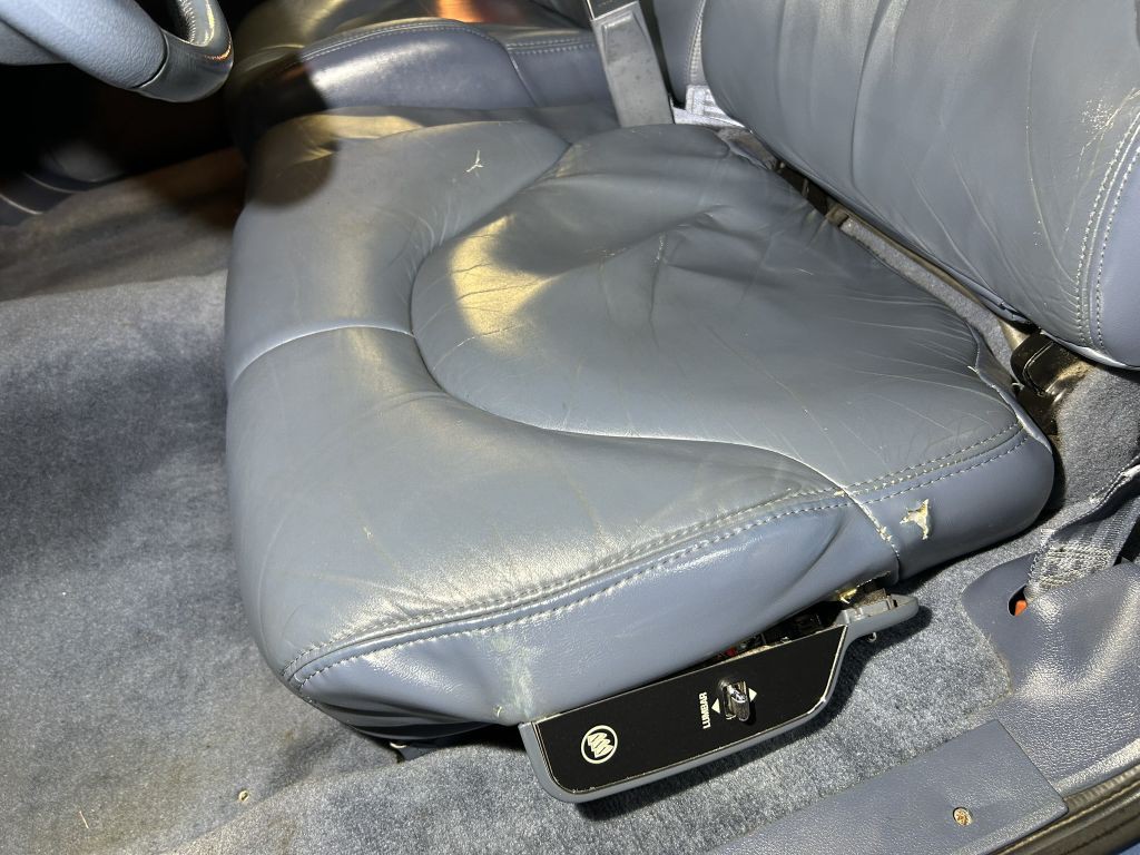 1996 Buick Roadmaster Image 31