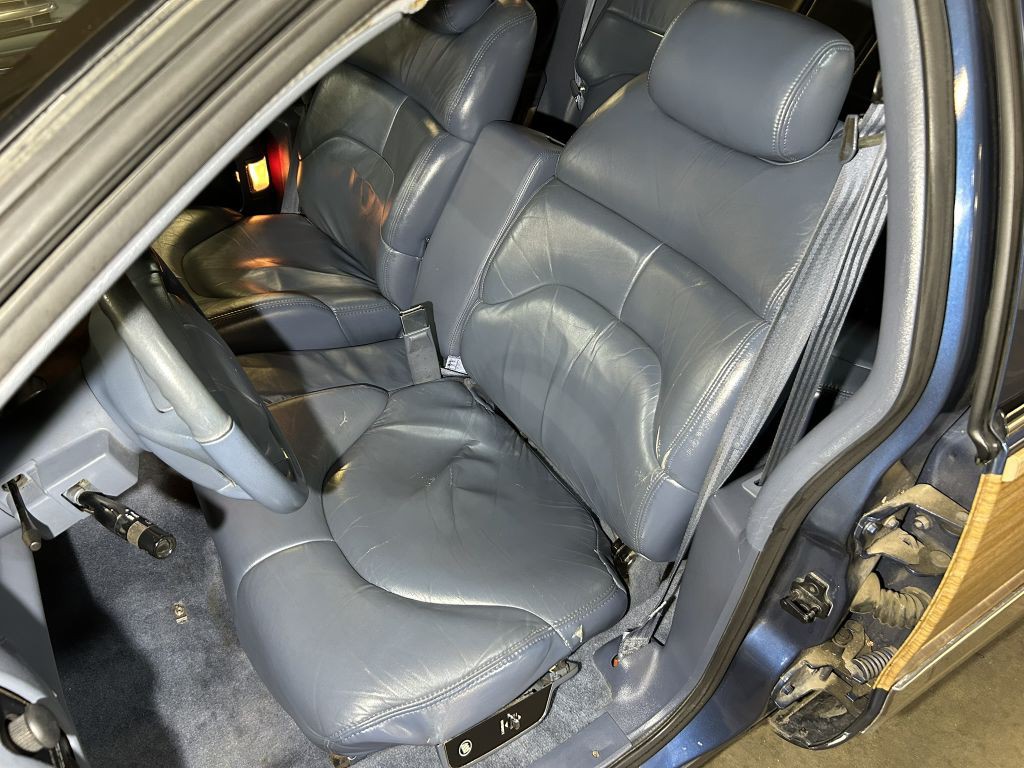 1996 Buick Roadmaster Image 34