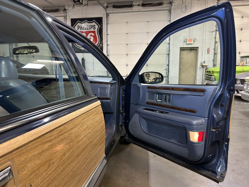 1996 Buick Roadmaster Image 56