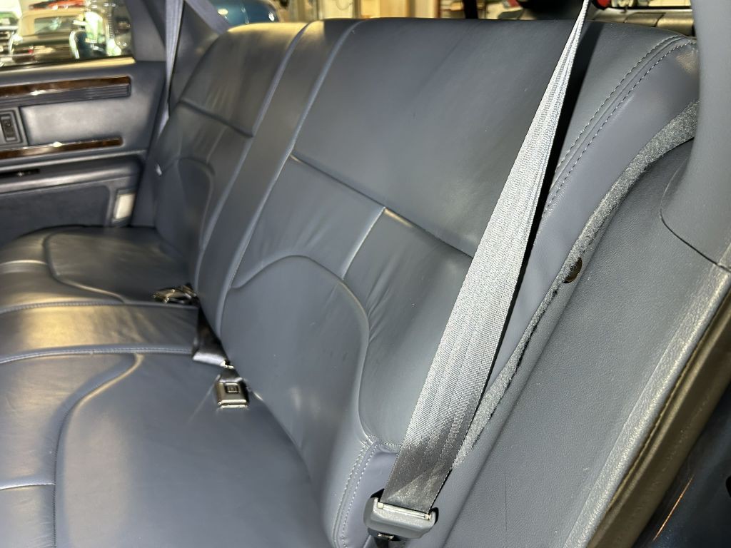 1996 Buick Roadmaster Image 71