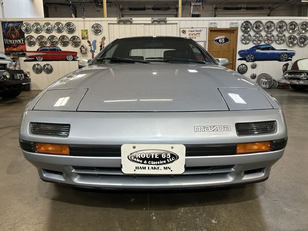 1988 Mazda RX-7 Image 2