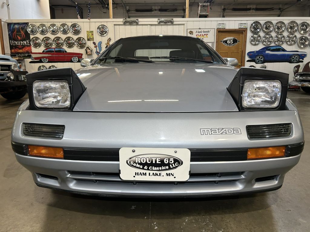 1988 Mazda RX-7 Image 3