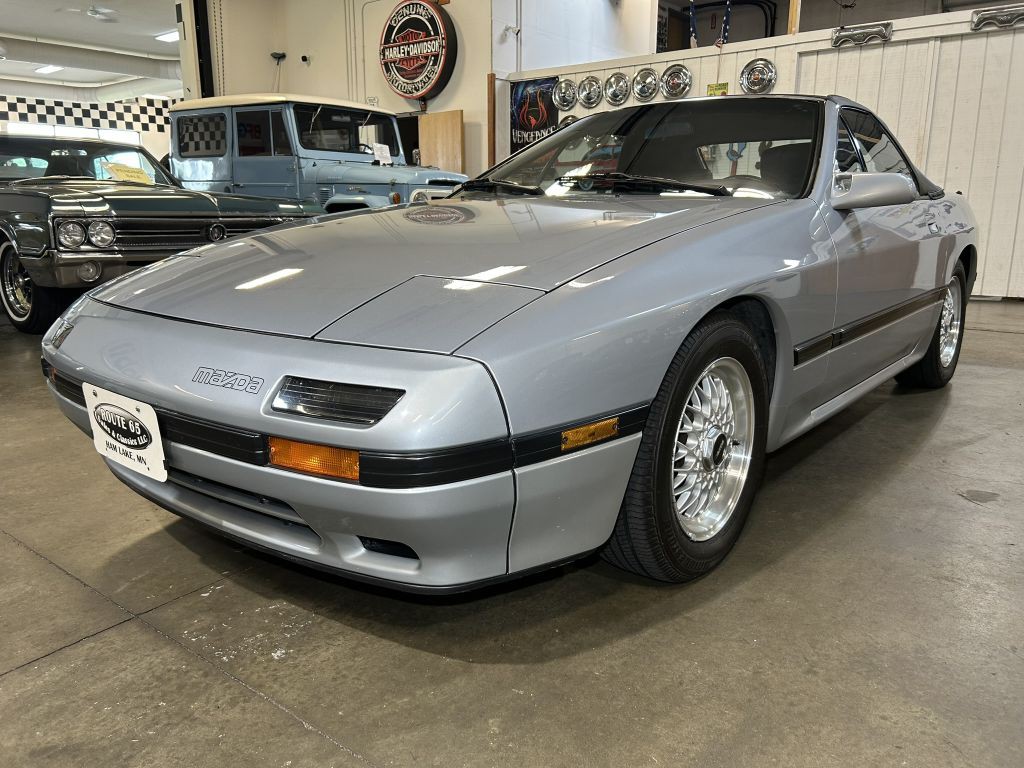 1988 Mazda RX-7 Image 11