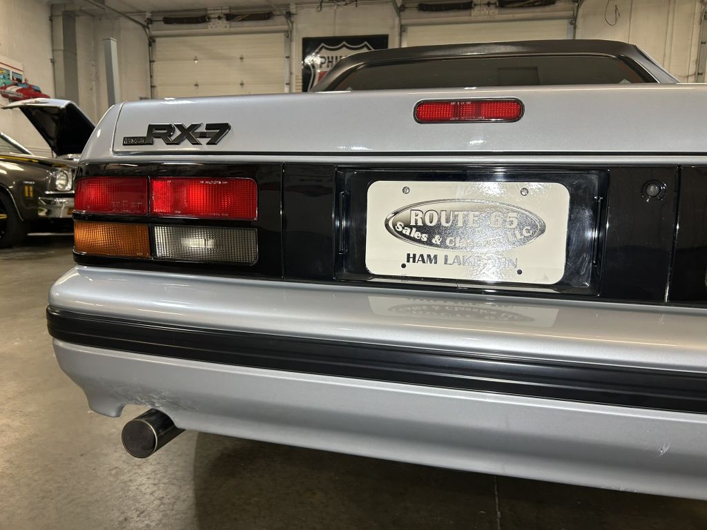 1988 Mazda RX-7 Image 29