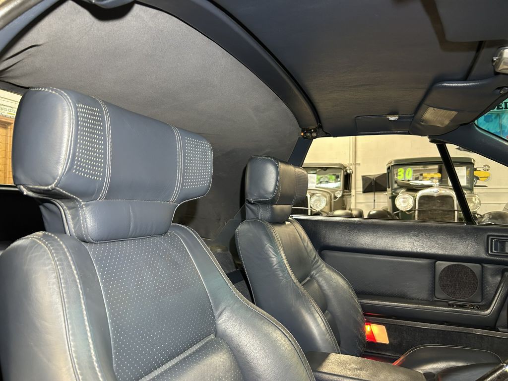 1988 Mazda RX-7 Image 32