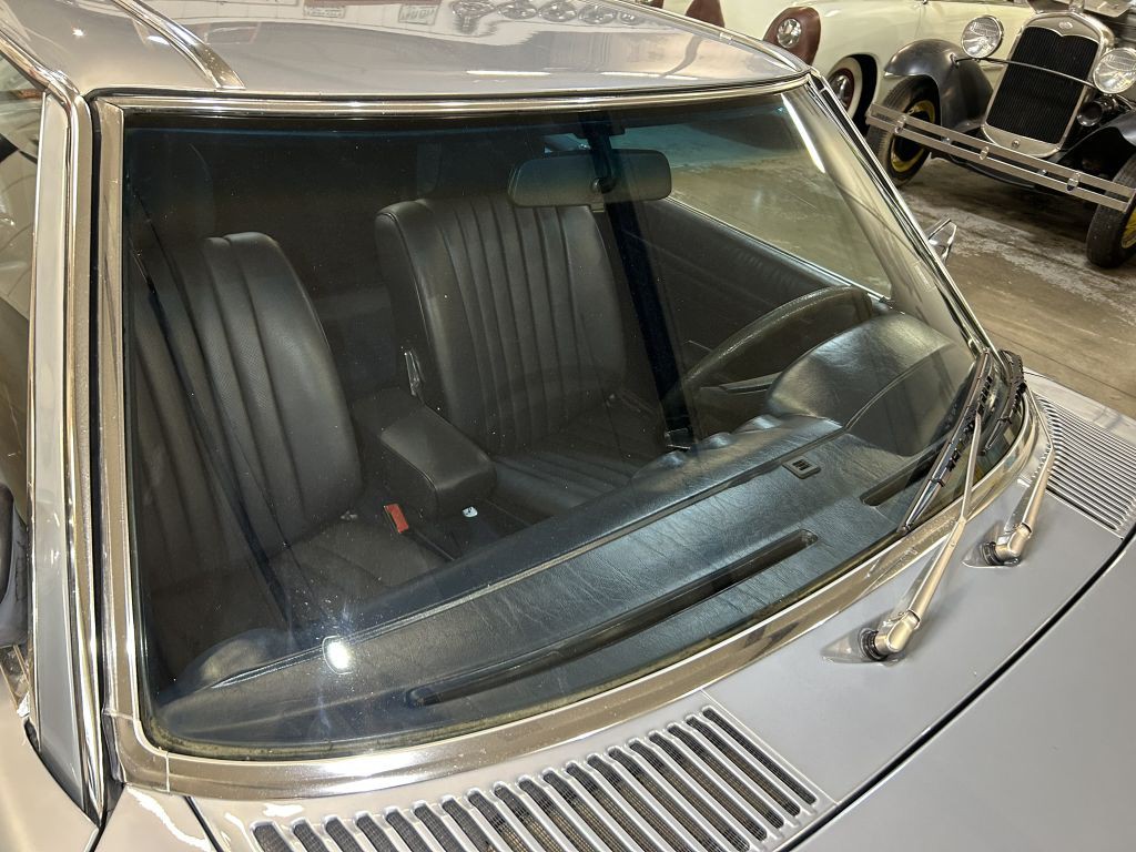 1981 Mercedes-Benz 380-Class Image 16