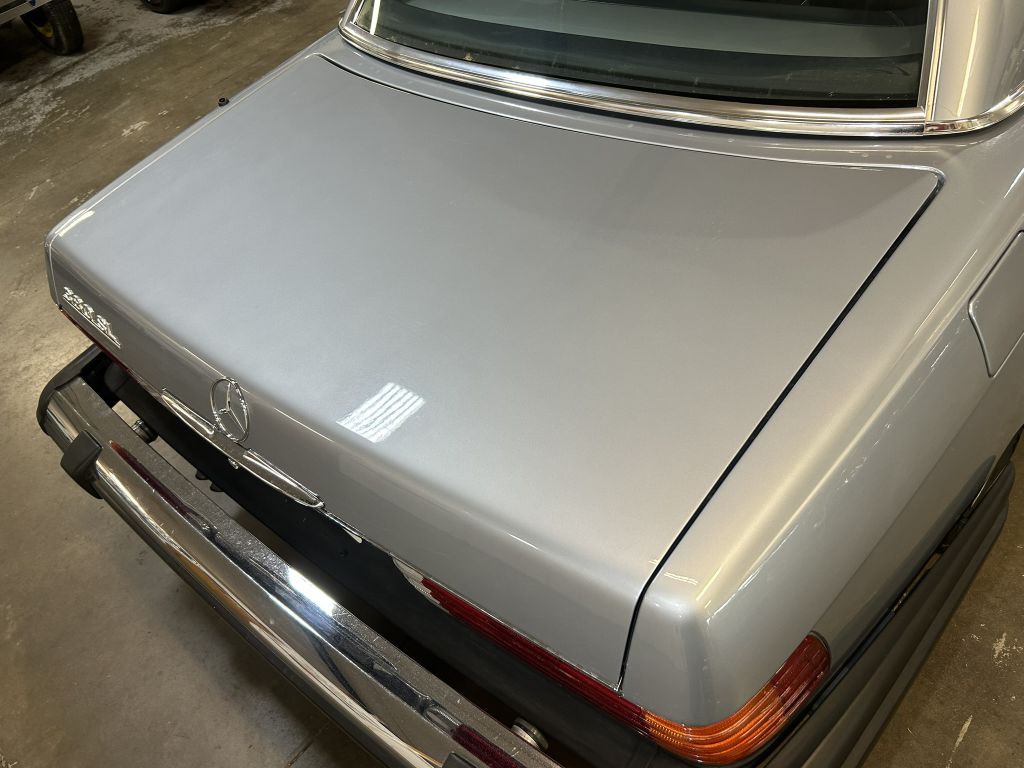 1981 Mercedes-Benz 380-Class Image 22
