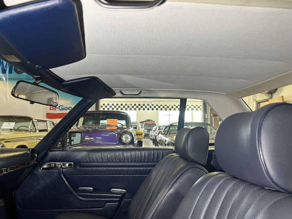1981 Mercedes-Benz 380-Class Image 26