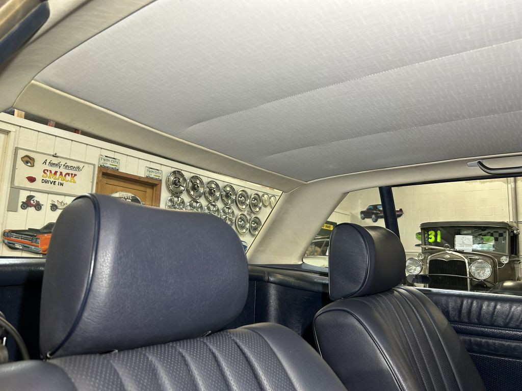 1981 Mercedes-Benz 380-Class Image 28
