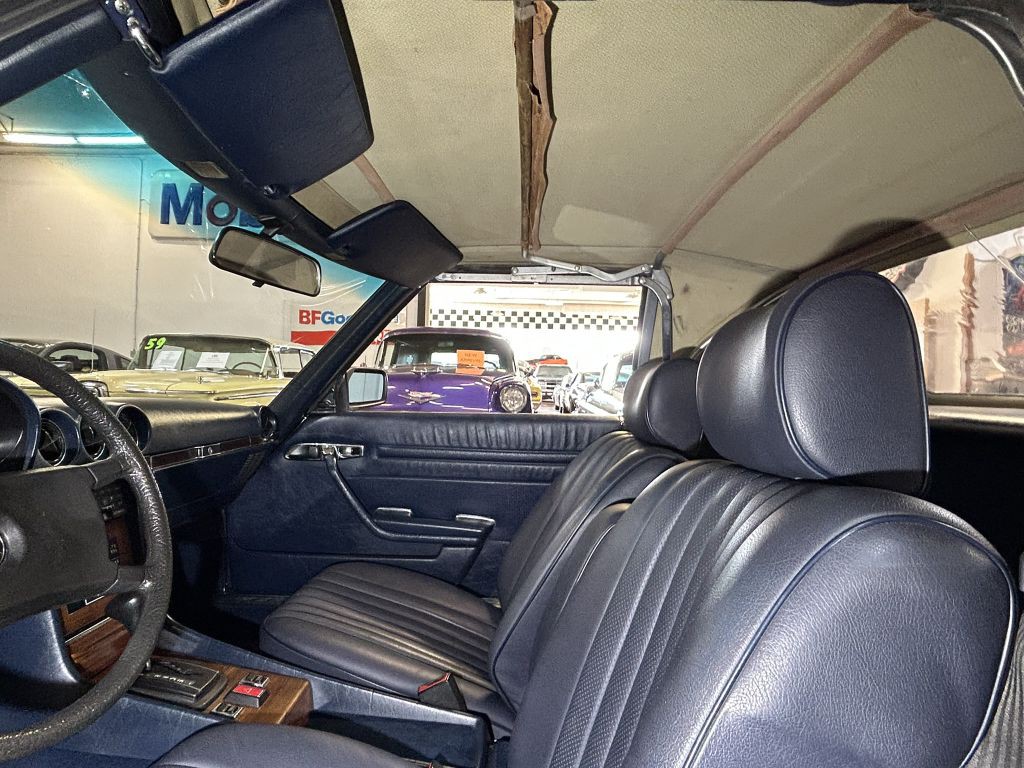 1981 Mercedes-Benz 380-Class Image 36
