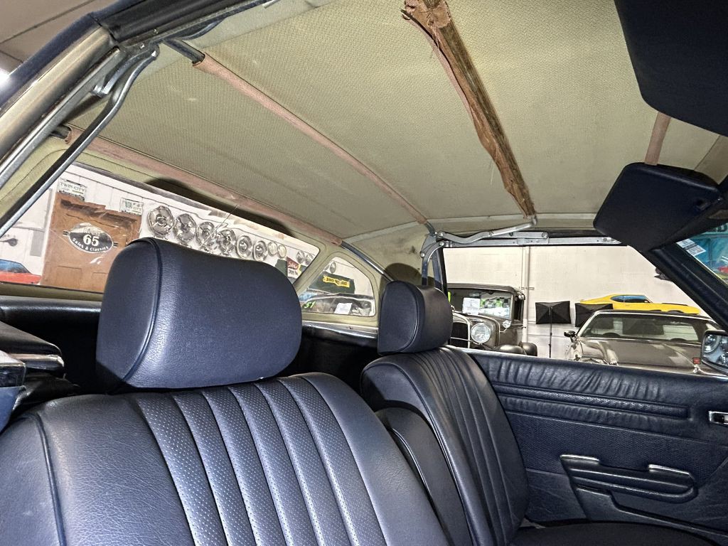 1981 Mercedes-Benz 380-Class Image 38