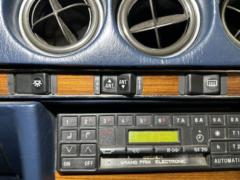 1981 Mercedes-Benz 380-Class Image 62