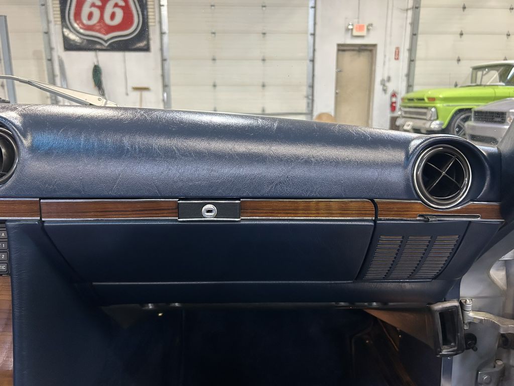1981 Mercedes-Benz 380-Class Image 65