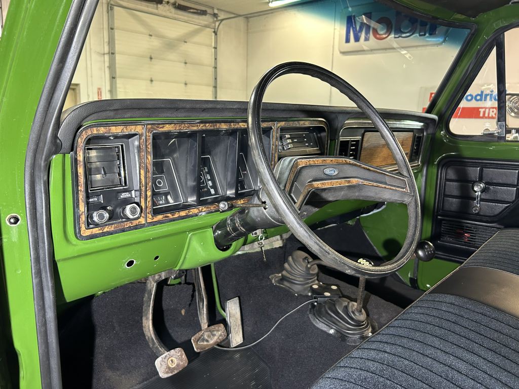 1973 Ford F-250 Image 38
