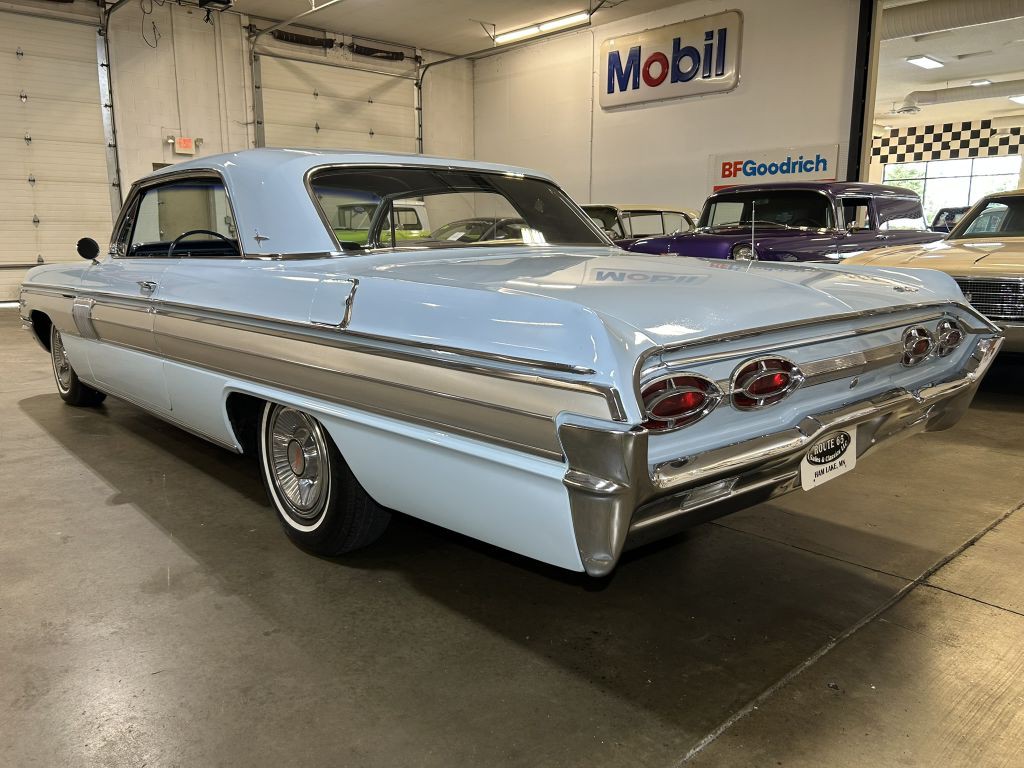 1962 Oldsmobile Starfire Image 7