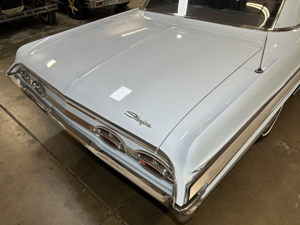 1962 Oldsmobile Starfire Image 20