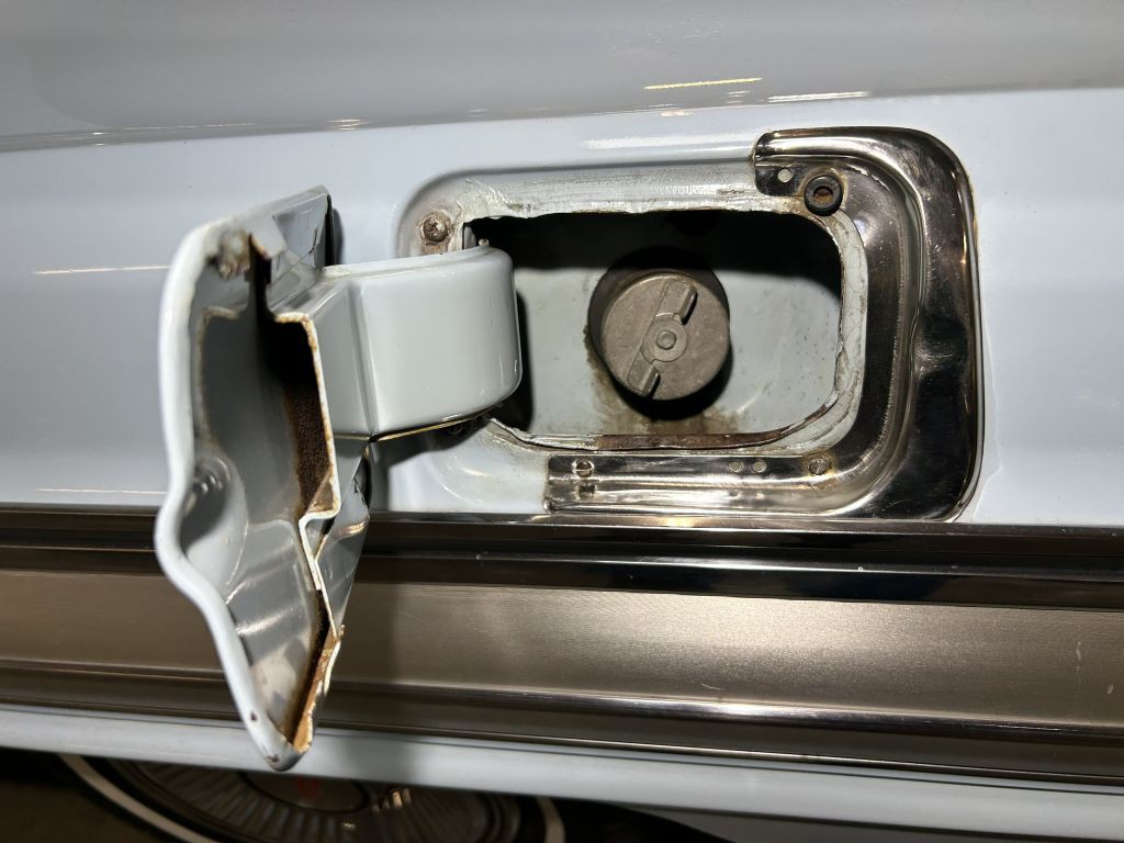 1962 Oldsmobile Starfire Image 25