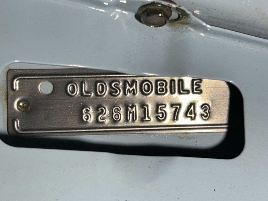1962 Oldsmobile Starfire Image 30