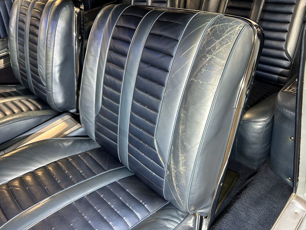 1962 Oldsmobile Starfire Image 34