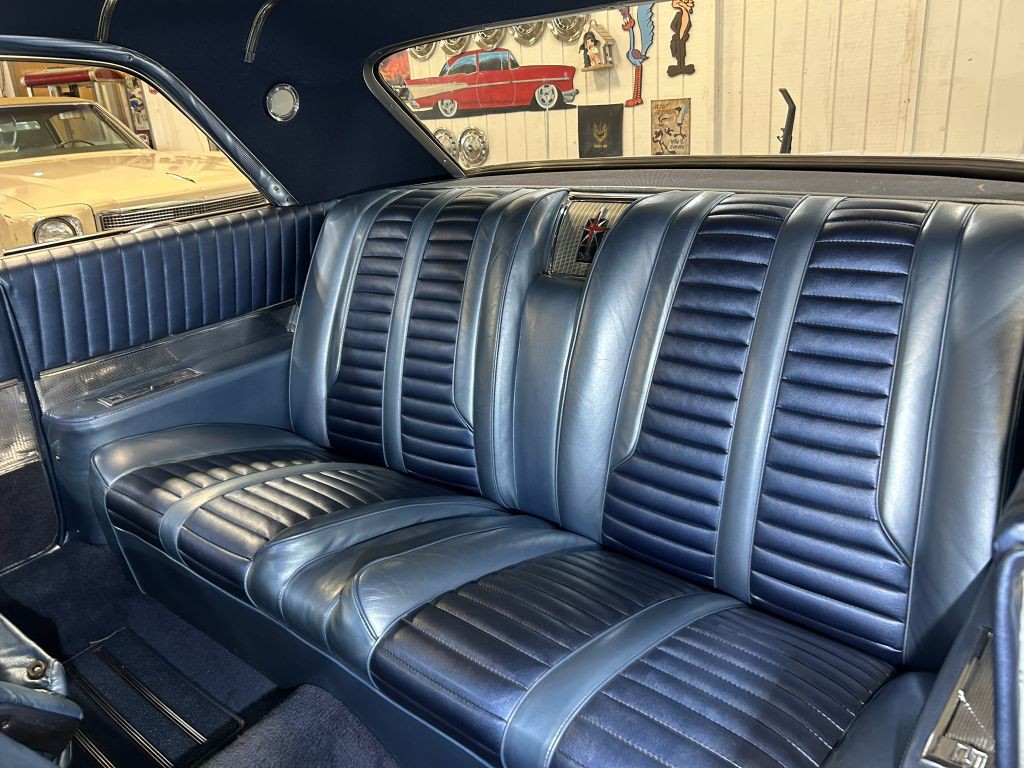1962 Oldsmobile Starfire Image 60