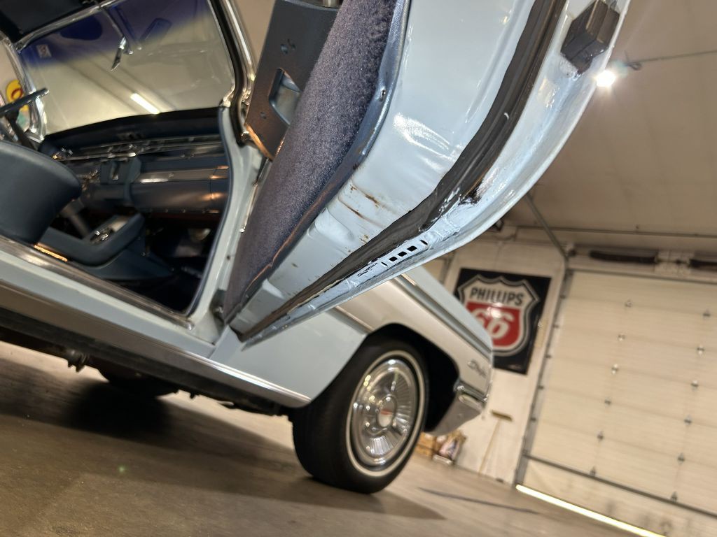 1962 Oldsmobile Starfire Image 71