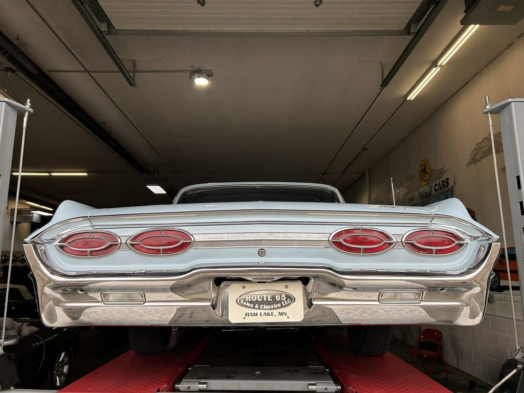 1962 Oldsmobile Starfire Image 122