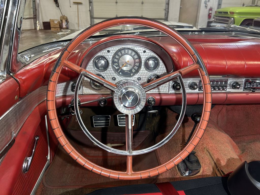 1957 Ford Thunderbird Image 61