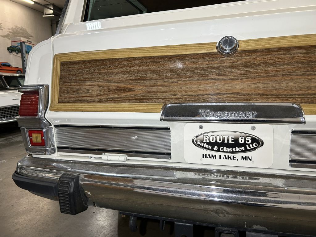 1982 Jeep Wagoneer Image 22
