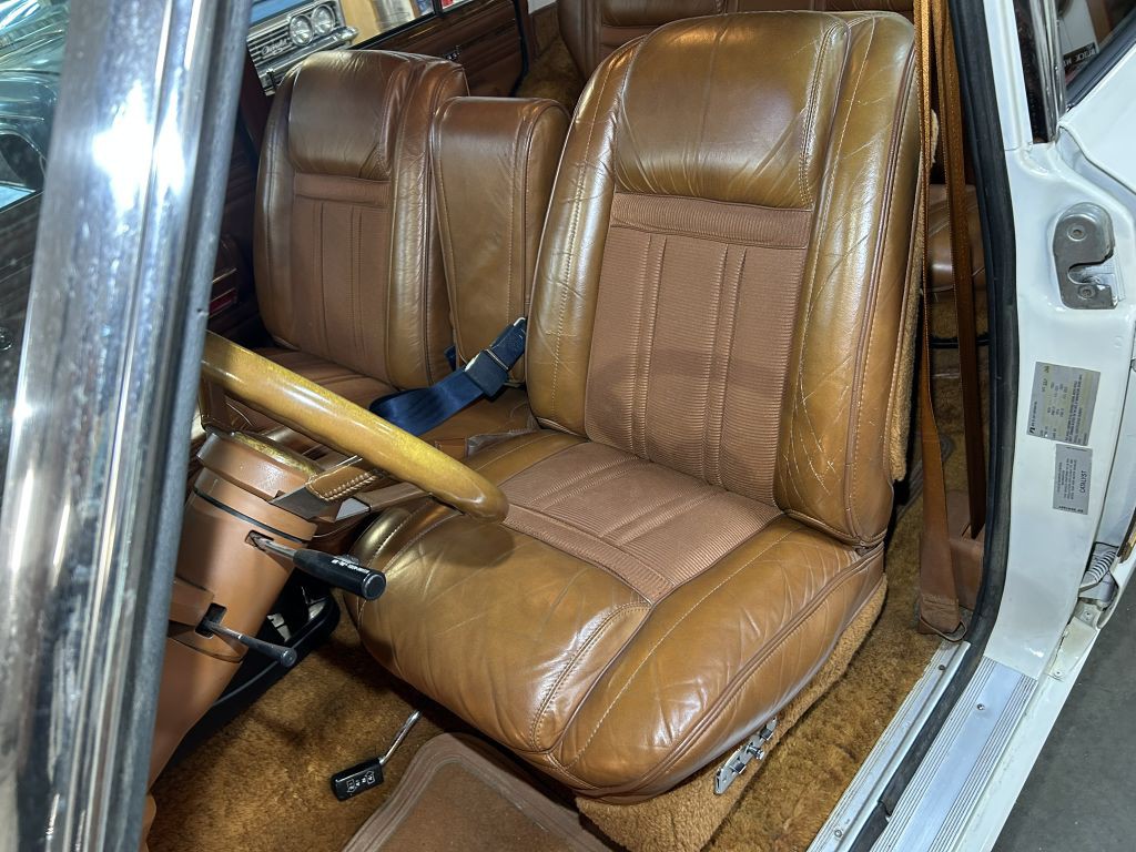 1982 Jeep Wagoneer Image 33