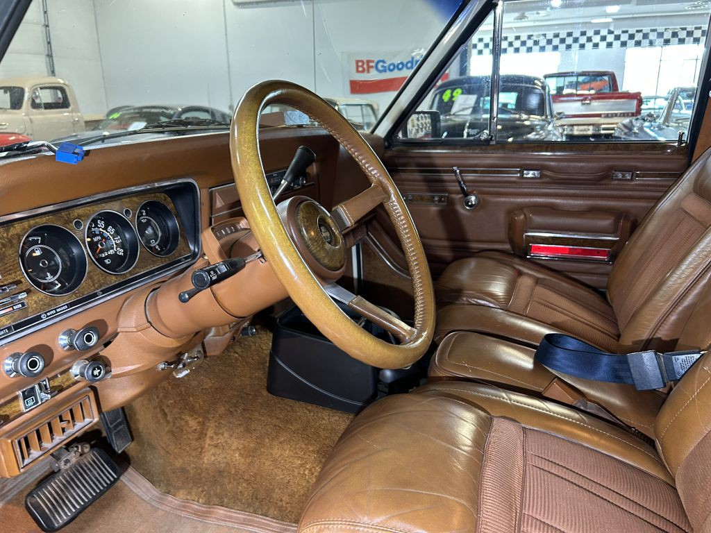 1982 Jeep Wagoneer Image 34