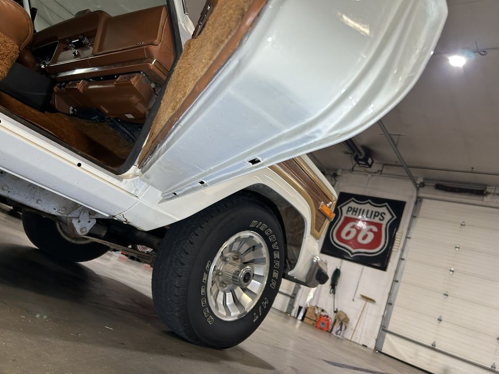 1982 Jeep Wagoneer Image 63
