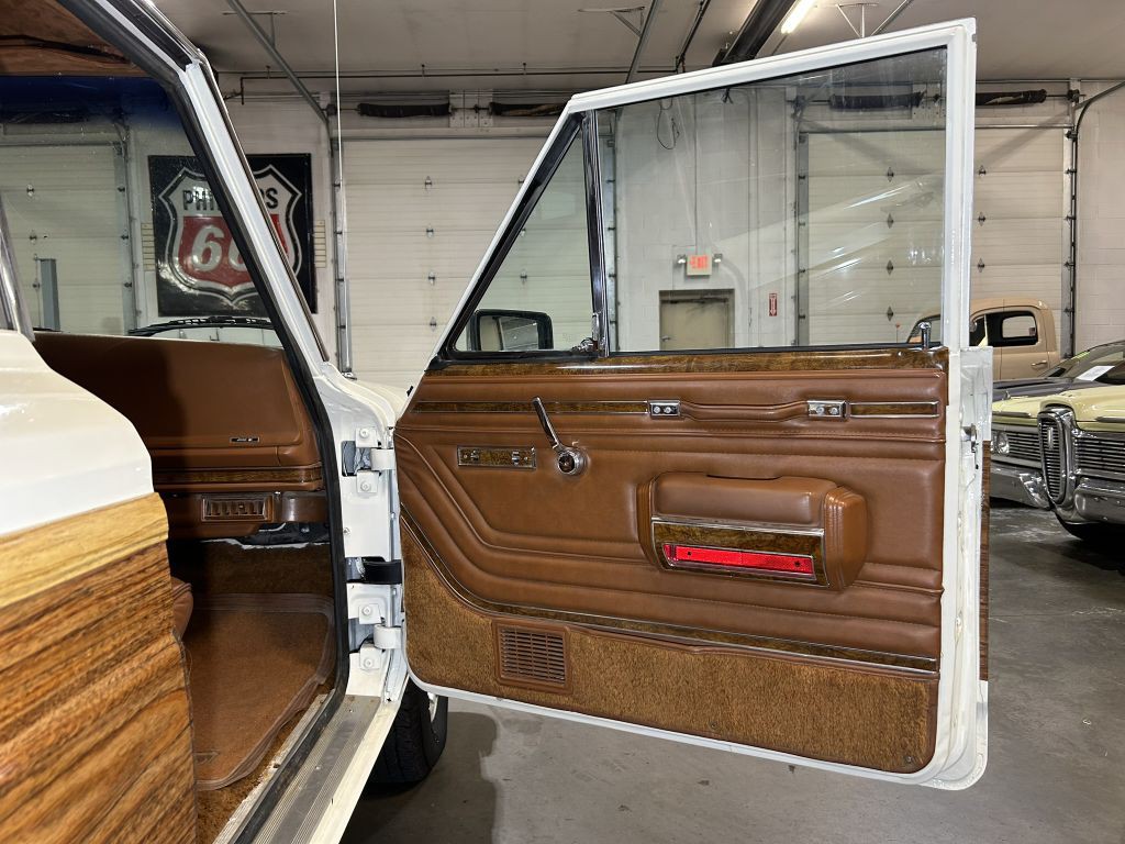 1982 Jeep Wagoneer Image 64
