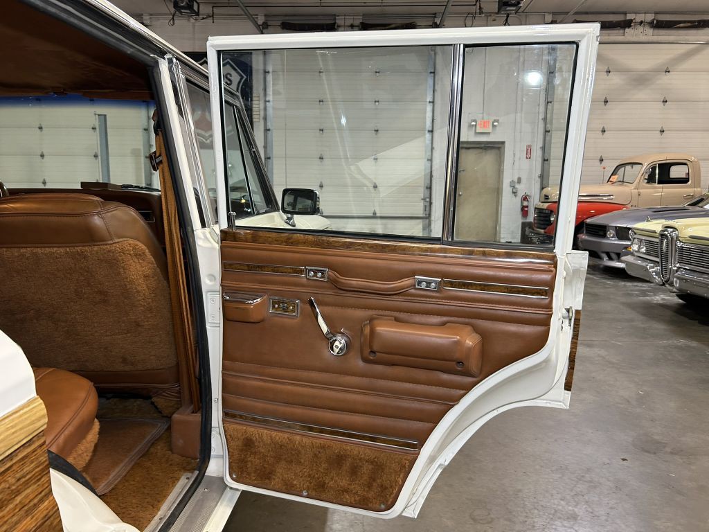 1982 Jeep Wagoneer Image 65