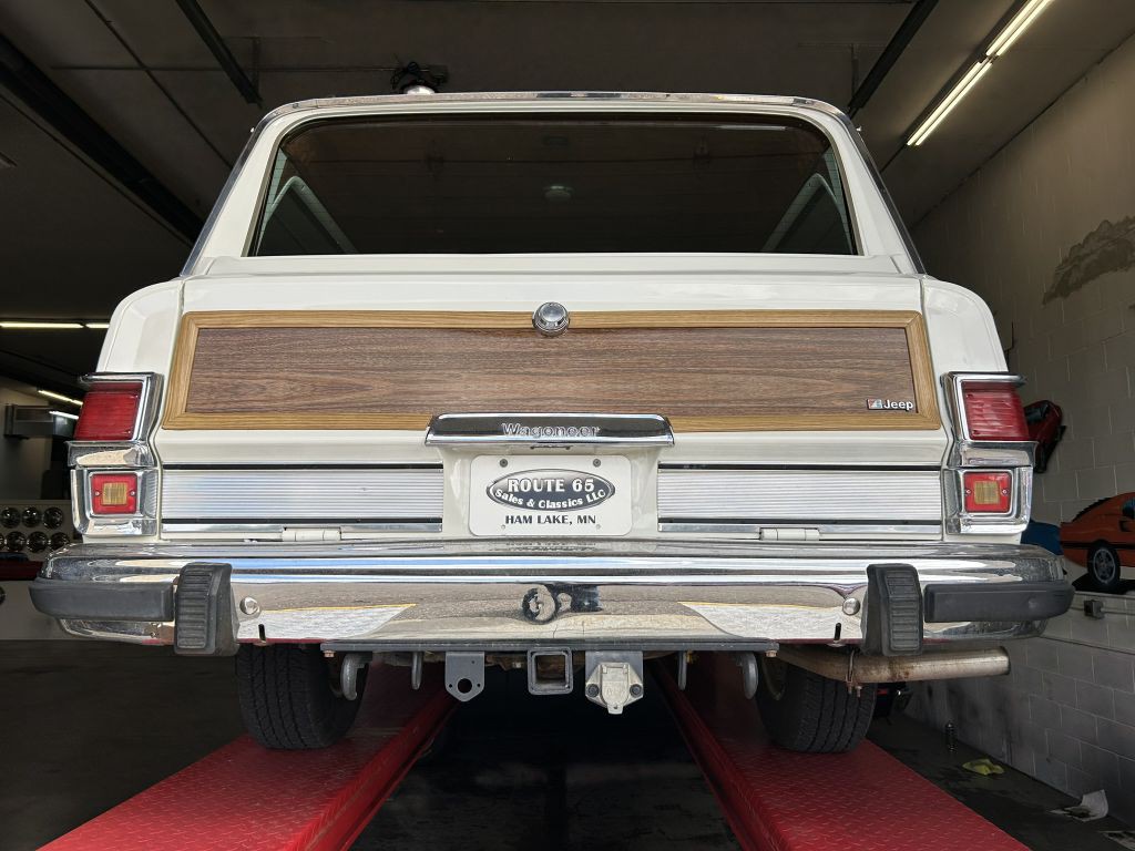 1982 Jeep Wagoneer Image 135