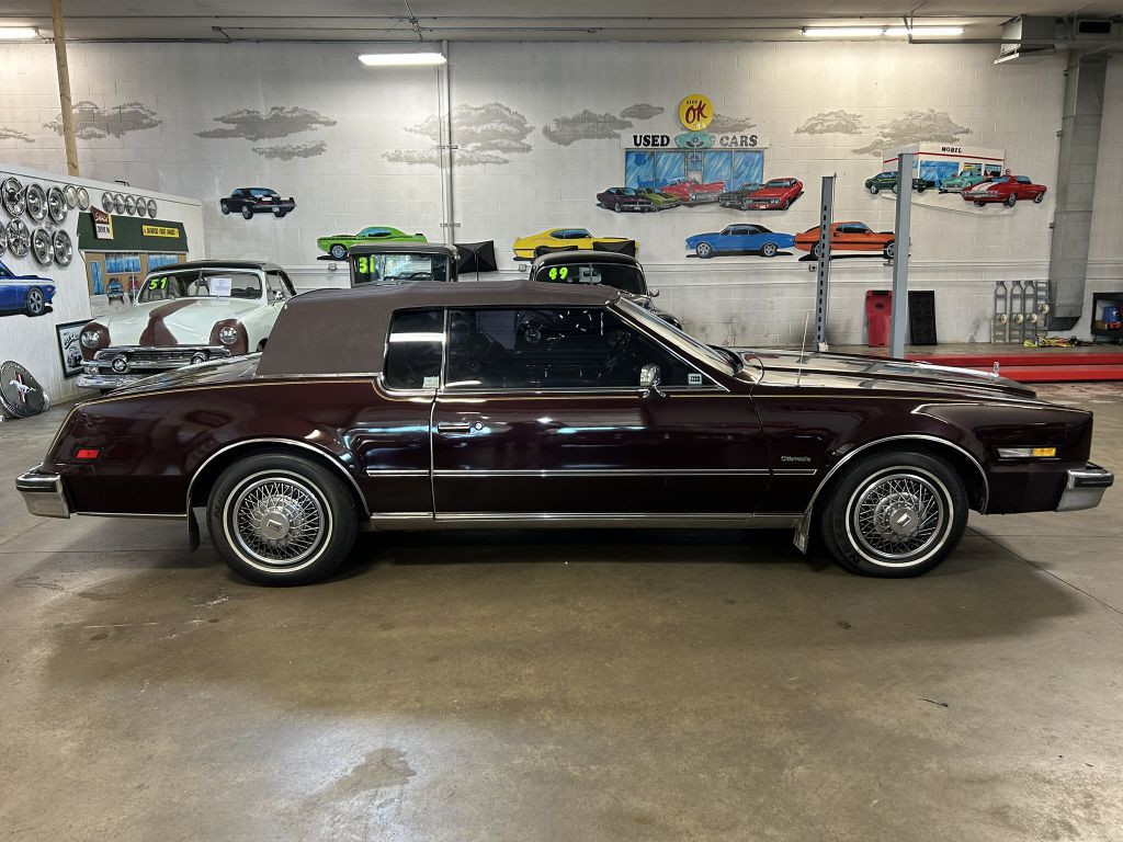 1985 Oldsmobile Toronado Image 4