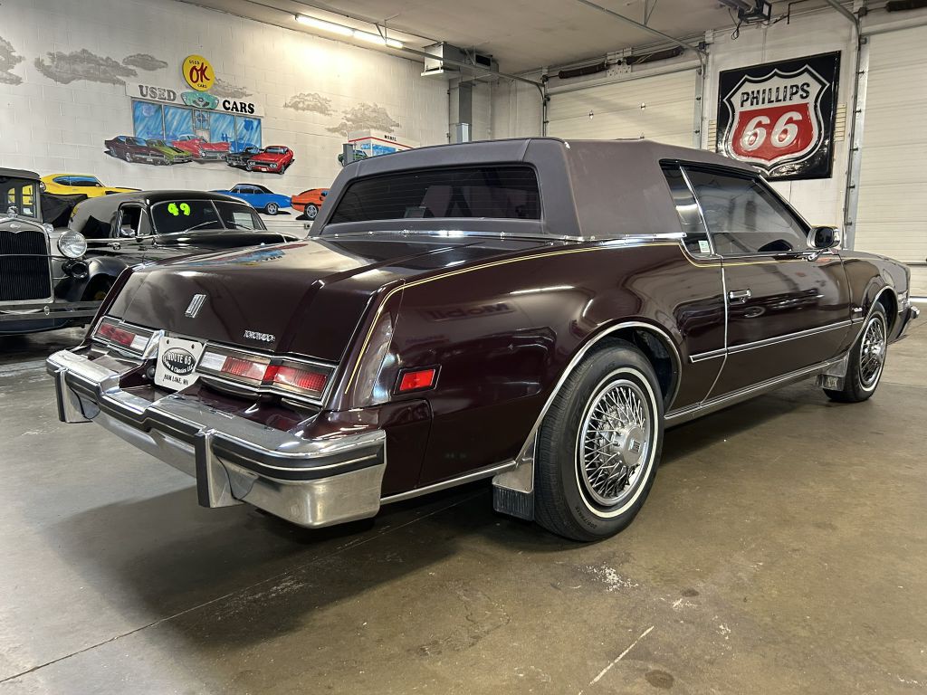 1985 Oldsmobile Toronado Image 5