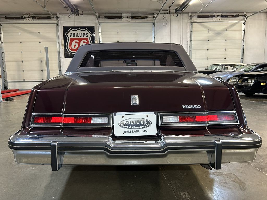 1985 Oldsmobile Toronado Image 6