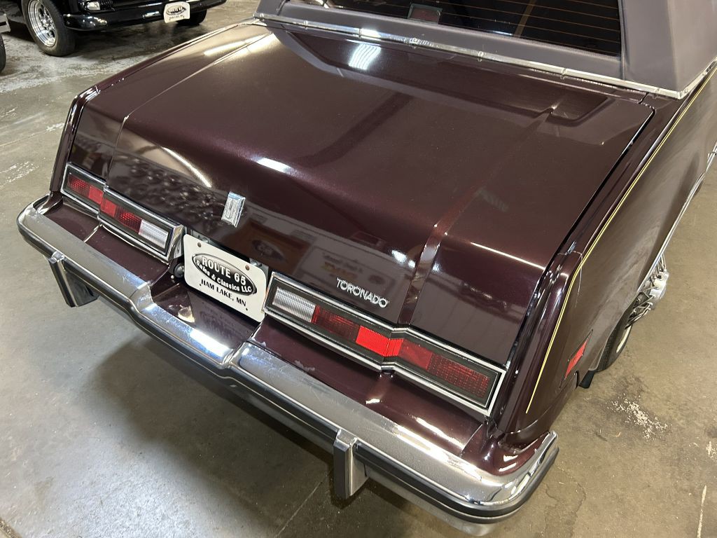 1985 Oldsmobile Toronado Image 21