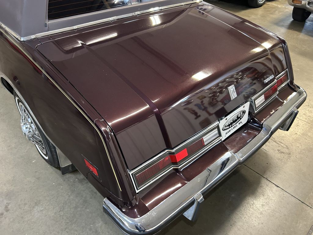 1985 Oldsmobile Toronado Image 22
