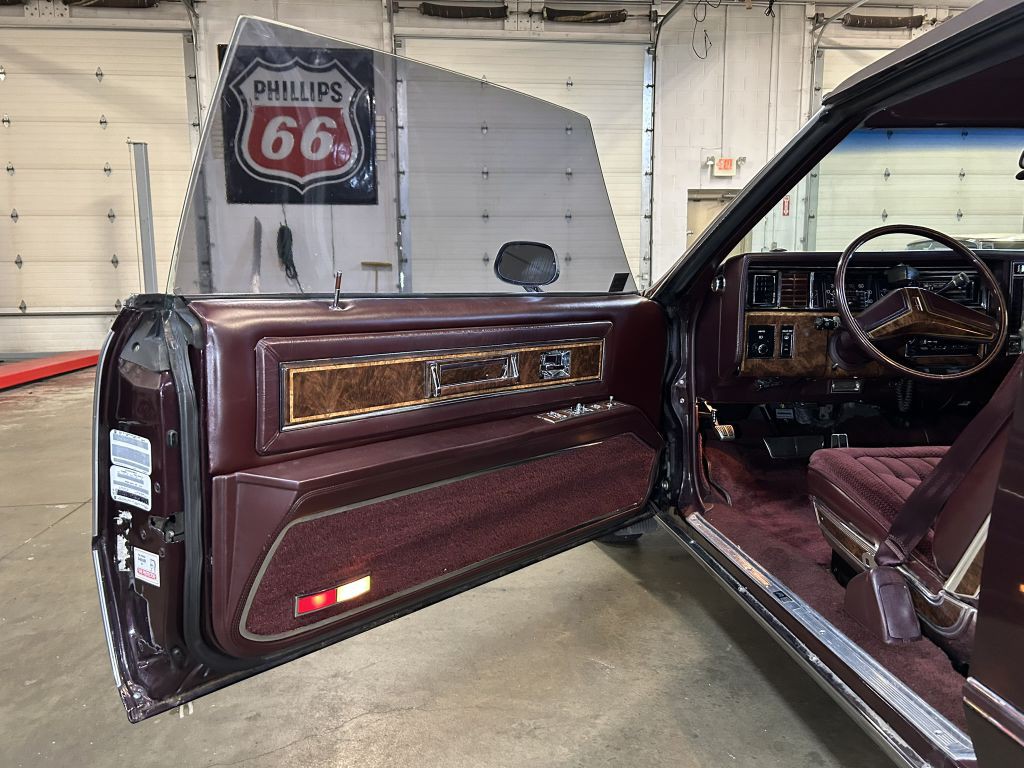 1985 Oldsmobile Toronado Image 25