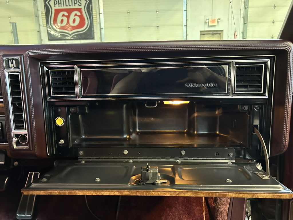 1985 Oldsmobile Toronado Image 44