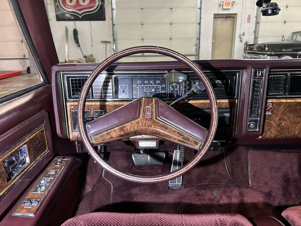 1985 Oldsmobile Toronado Image 46