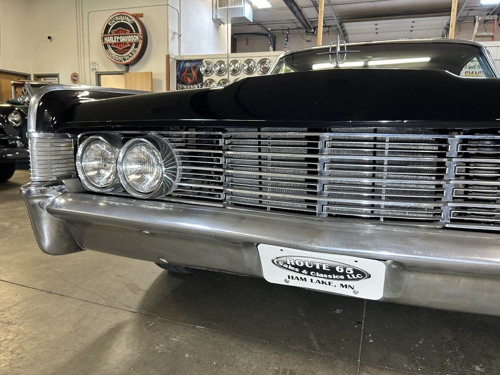 1965 Lincoln Continental Image 10