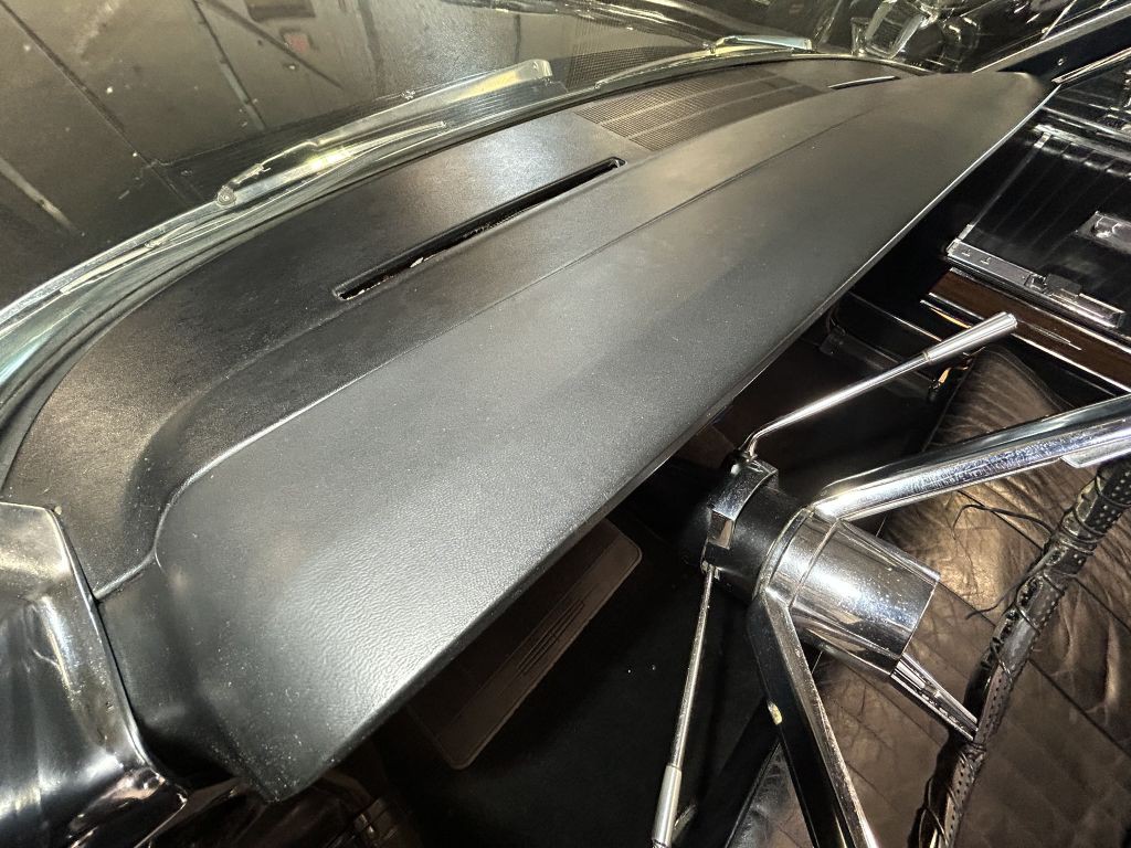1965 Lincoln Continental Image 41