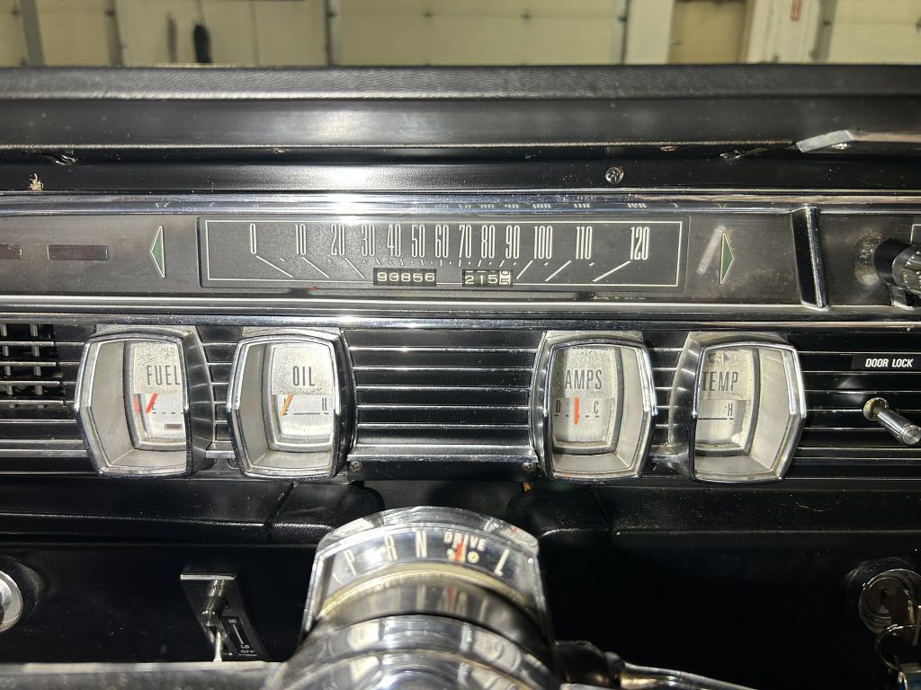 1965 Lincoln Continental Image 48