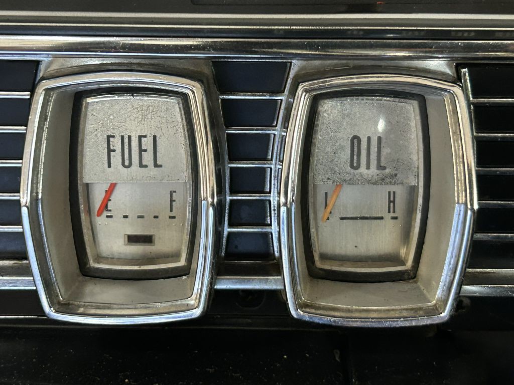 1965 Lincoln Continental Image 49